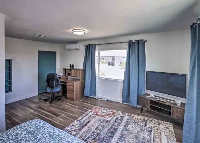 Lakeview- Pool & Spa-pet Friendly- Boat Parking Holiday home *