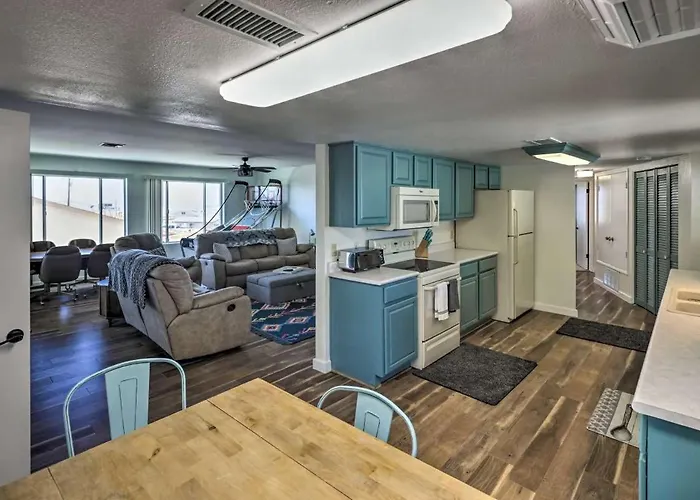 Lakeview- Pool & Spa-pet Friendly- Boat Parking Lake Havasu City