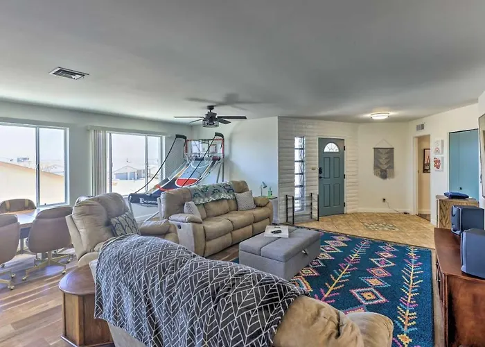 Lakeview- Pool & Spa-pet Friendly- Boat Parking Holiday home Lake Havasu City